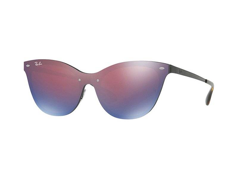 large black sunglasses